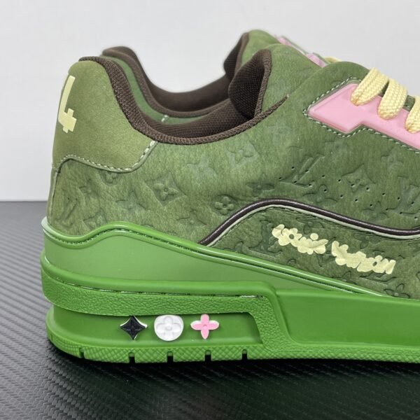 LV Trainers - Image 2