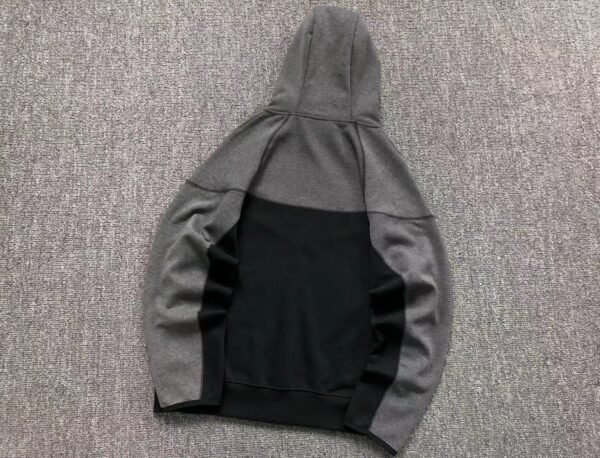 Nike Tech Fleece - Image 5