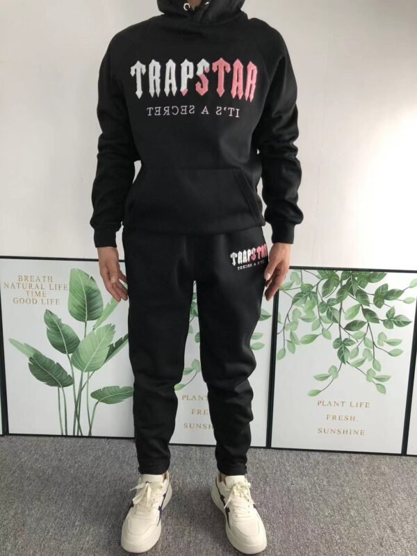 Trapstar London Agasalho esportivo IRONGATE ARCH IT'S A SECRET - Image 9