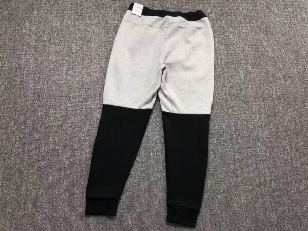 Nike Tech Fleece - Image 4