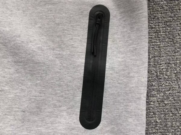 Nike Tech Fleece - Image 7