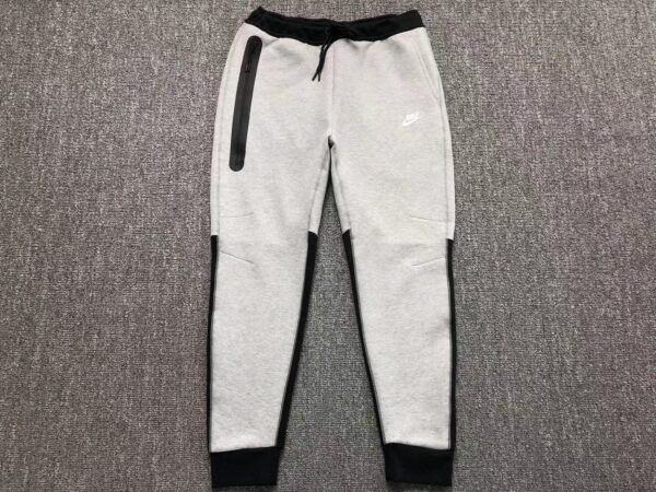 Nike Tech Fleece - Image 5