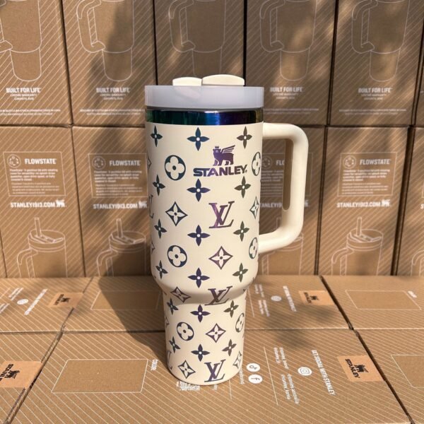 Stanley lv 40 oz Holographic Thermal Cup – Shine, Style, and Comfort in Every Sip - Image 14