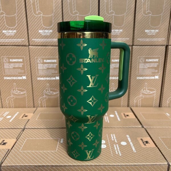 Stanley lv 40 oz Holographic Thermal Cup – Shine, Style, and Comfort in Every Sip - Image 8