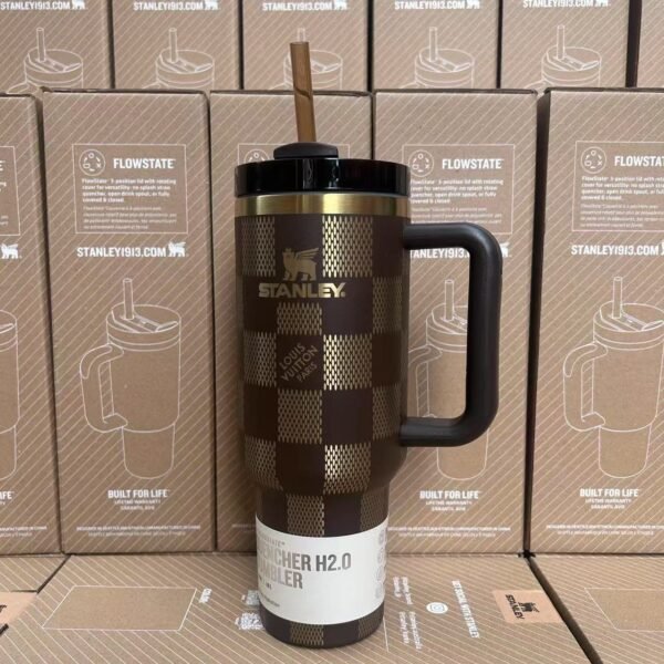 Stanley lv 40 oz Holographic Thermal Cup – Shine, Style, and Comfort in Every Sip - Image 17