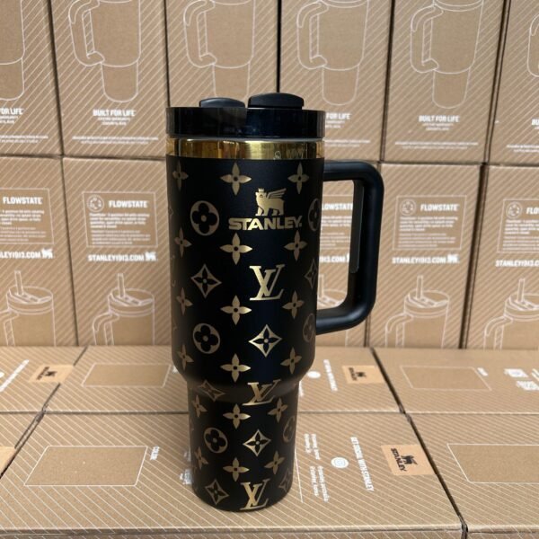 Stanley lv 40 oz Holographic Thermal Cup – Shine, Style, and Comfort in Every Sip - Image 9
