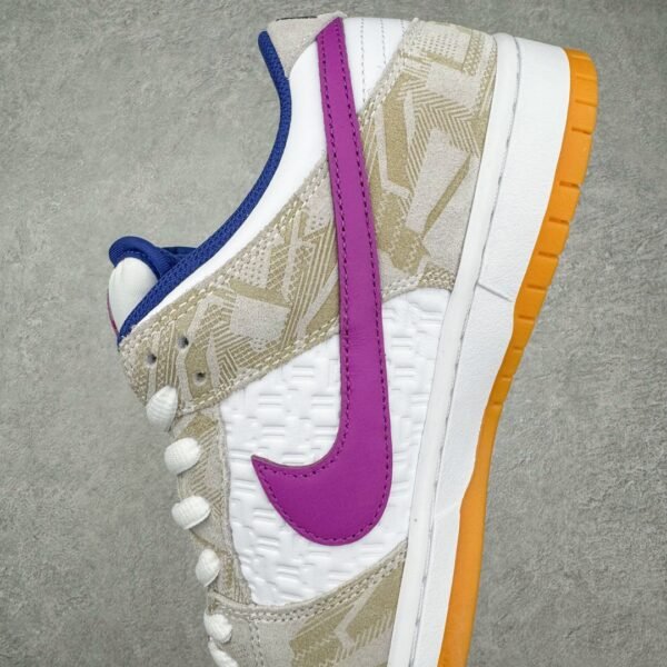 X Rayssa Leal Sb Dunk Sneakers In White - Image 6