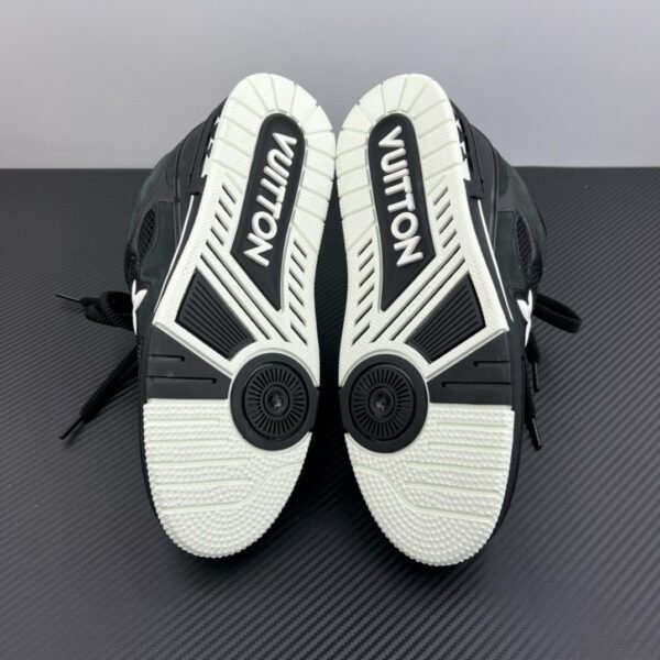 LV Trainers Skate - Image 4