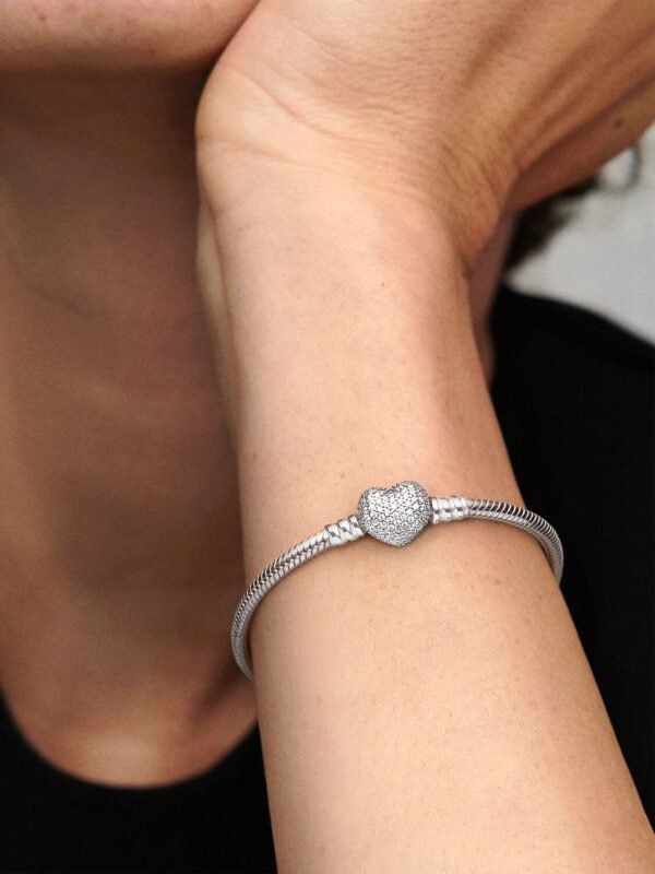 Sparkling Heart & Snake Chain Bracelet Sterling silver